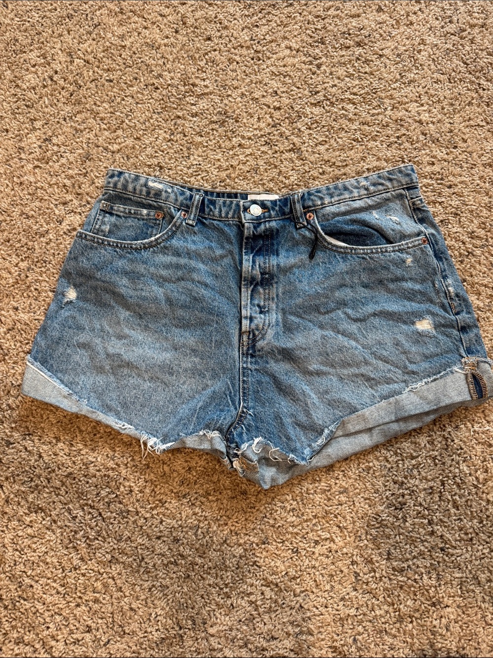 NWOT Zara Classic High-Rise Denim Shorts - Blue